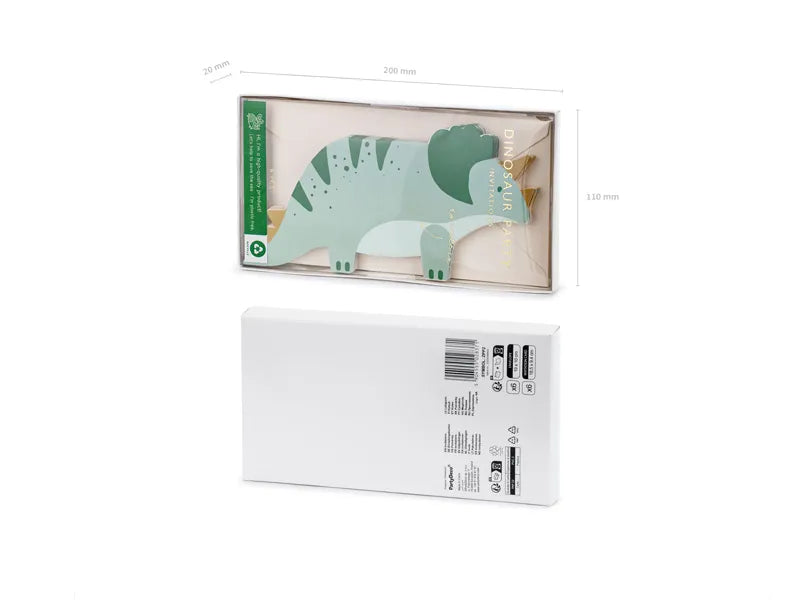 Groene verjaardagsuitnodigingen in Triceratops-vorm in een doosje, met de achterkant van de verpakking eronder.