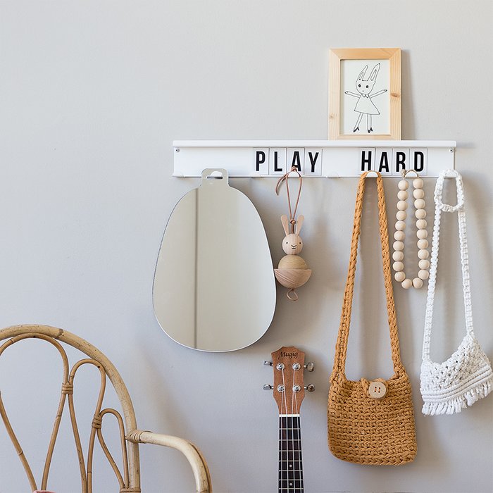 Magnetische Kapstok Met Letters • Zwart/Wit