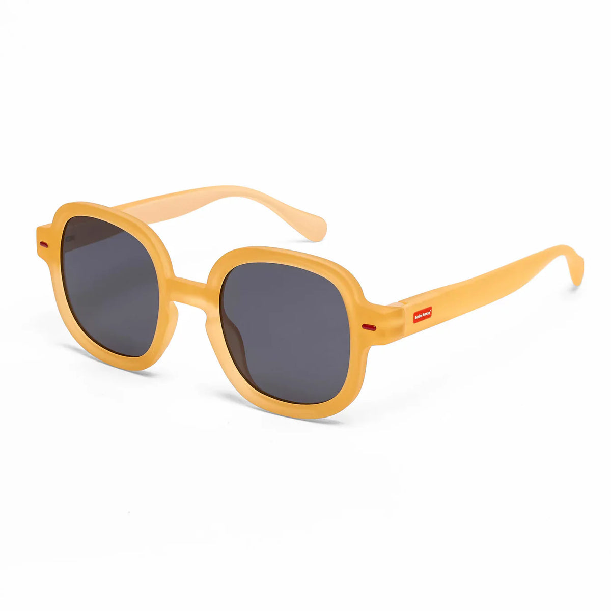Gele Koody Johny kinderzonnebril met donkere glazen en opengeklapte veren, schuin van voren gezien.