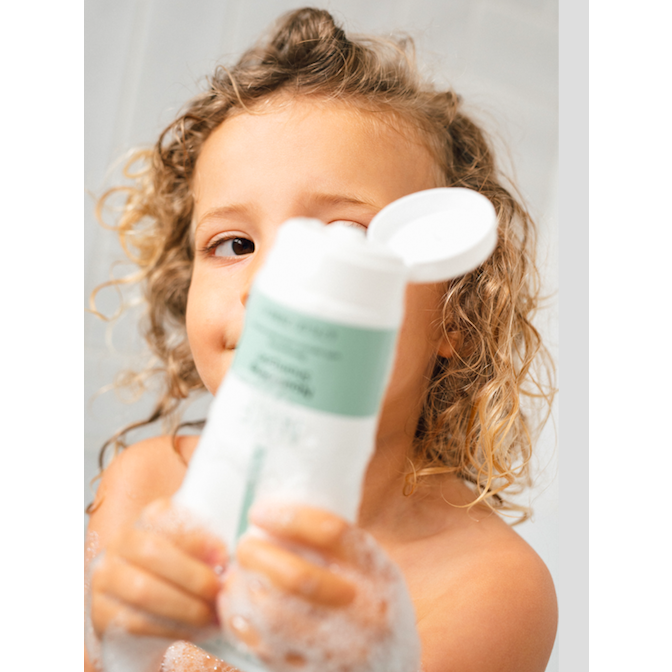 Naïf • Nourishing Shampoo - HelloBaby.be